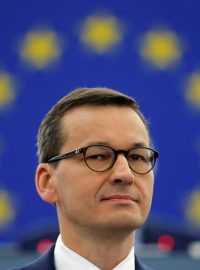 Polský premiér Mateusz Morawiecki na snímku v Evropském parlamentu ve Štrasburku v červenci 2018