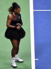 Williamsová v zápase proti Naomi Ósakaové zlomila raketu