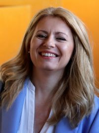 Zuzana Čaputová odvolila ve druhém kole prezidentských voleb po 16. hodině.