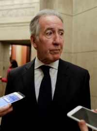 Šéf sněmovního výboru pro státní příjmy Richard Neal