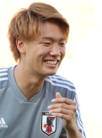 Japonský fotbalista Ko Itakura na tréninku na Copa America