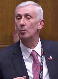 Lindsay Hoyle během pondělní volby ve sněmovně