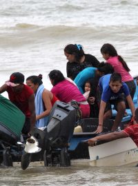 Kvůli ekonomické krizi a represím uteklo v posledních letech z Venezuely na pět milionů lidí