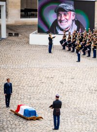 Francie se rozloučila s hercem Jeanem Paulem Belmondem