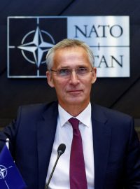 Generální tajemník NATO Jens Stoltenberg na čtvrtečním jednání ministrů obrany Severoatlantické aliance