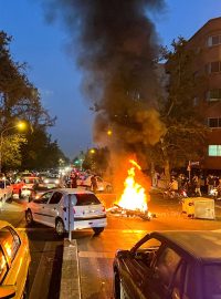 Protivládními demonstracemi v zemi vypukly v polovině září