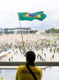 Bolsonaristé při útoku na budovu brazilského parlamentu