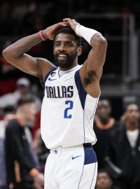 Kyrie Irving jakoby nevěřil, že ani jeho 41 bodů proti Atlantě nestačilo