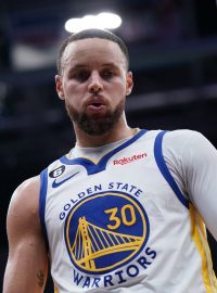 Zklamaný Steph Curry