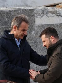 Řecký premiér Kyriakos Mitsotakis se na Ukrajině setkal s prezidentem Volodymyrem Zelenským