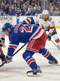 Centr čtvrté formace Rangers Barclay Goodrow rozhodl o vítězství New Yorku