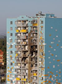 Poškozená budova v oblasti města Ramenskoje (fotografie z 10. září 2024)