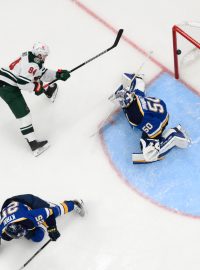 Jakub Lauko prvním gólem v NHL pomohl k výhře Minnesoty nad St. Louis