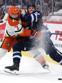 Hokejisté Anaheim Ducks porazili Winnipeg Jets 4:3