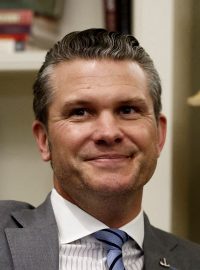 Nově jmenovaný ministr obrany USA Pete Hegseth