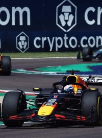 Max Verstappen ovládl Velkou Cenu F1 v Imole