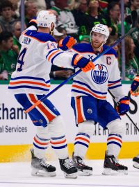 Hoekjisté Edmontonu si opět po roce zahrají finále NHL, v něm je stejně jako loni čeká Florida