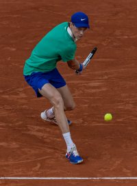 Jannik Sinner ve finále Roland Garros nastoupí proti Carlosi Alcarazovi