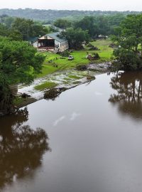 Bleskové záplavy v Texasu už mají nejméně 119 obětí