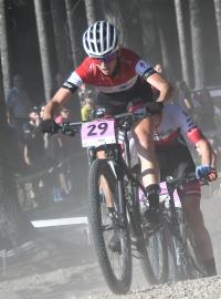 Jitka Škarnitzlová (vlevo)