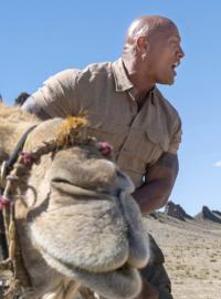 Dwayne Johnson a Kevin Hart ve snímku Jumanji: Další level