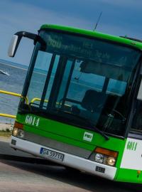 Autobus číslo 666 mířící do Helu.