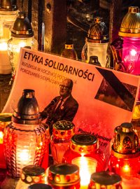 Donald Tusk po Adamowiczově úmrtí vydal prohlášení, ve kterém starostu označil za &quot;muže svobody&quot; a svého osobního přítele.
