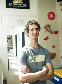 Adam Ondra, patří mezi absolutní světovou špičku sportovních lezců