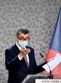 Andrej Babiš na tiskové konferenci k novému stavebnímu zákonu.