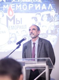 Boris Bělenkin ředitel knihovny Memorialu, na oslavě Nobelovy ceny v Praze