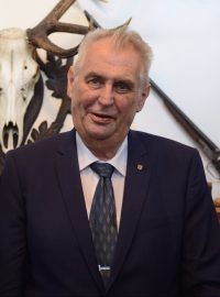 Exprezident Václav Klaus a exprezident Miloš Zeman (archivní foto)