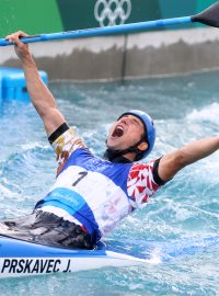 Český kajakář Jiří Prskavec slaví olympijské vítězství