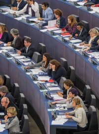 europoslanci_221123-123956_ara.jpg
