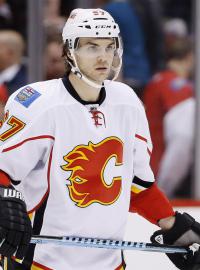 Michael Frolík odehrál proti New Jersey 700. utkání v NHL.