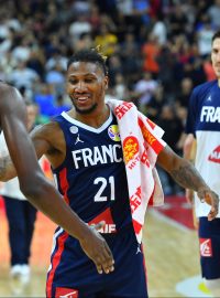 Radost basketbalistů Francie po výhře nad USA ve čtvrtfinále na mistrovství světa