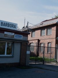Důl Barbora u Karviné. V něm vznikne nová průmyslová zóna, na pozemcích u ní měla vzniknout gigafactory