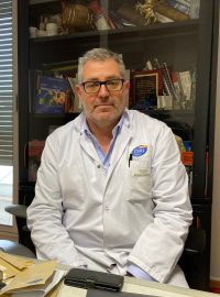 Francouzský neurochirurg Thomas Roujeau