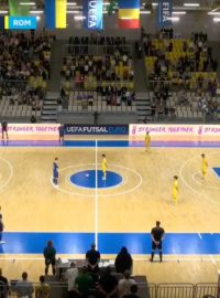 Futsalový zápas mezi Ukrajinou a Rumunskem