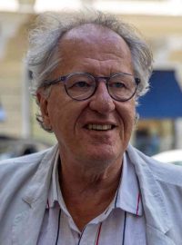 Herec Geoffrey Rush přijel na filmový festival do Karlových Varů