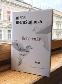 Knižní soutěž o román Tiché roky od Aleny Mornštajnové
