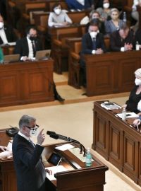 Premiér Andrej Babiš (ANO) také obvinil opozici, že sabotovala úsilí vlády během pandemie koronaviru