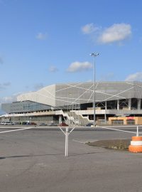 I pět let po otevření vypadá stadion jako nový. V době mimo fotbalové zápasy ale působí pustě.