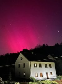 Polární záře nedaleko Klášterce nad Ohří.