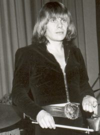 Život legendárního zpěváka Jiřího Schelingera skončil předčasně skokem do Dunaje v roce 1981