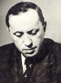 Karel Čapek na archivní fotografii ve svých třiceti letech.