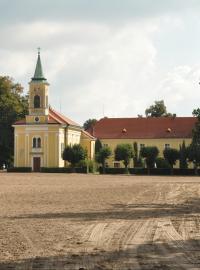 Národní hřebčín Kladruby nad Labem