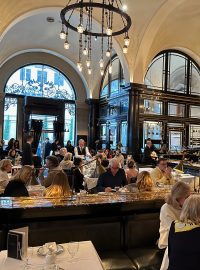 Luxusní restaurace mají o své hosty dobře postaráno