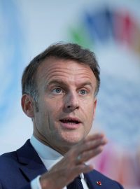 Francouzský prezident Emmanuel Macron na konferenci v Nice