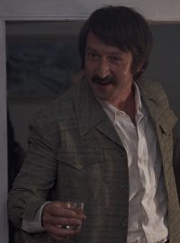 Martin Hofmann jako Pavel Landovský ve filmu Havel