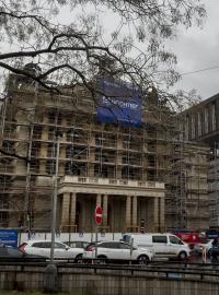 Rekonstrukce budovy Státní opery v Praze a nová budova Národního muzea